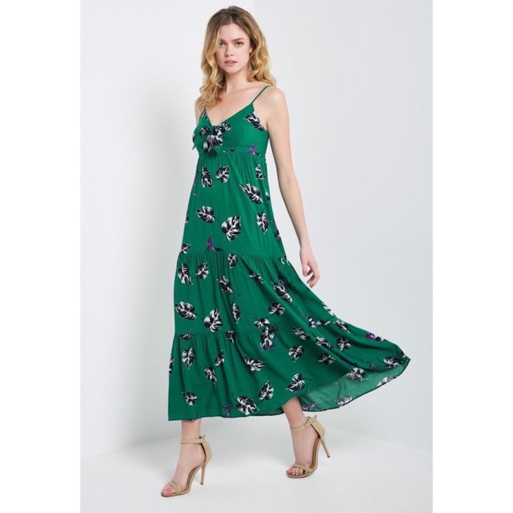 🔴 Green Floral Tie Front Maxi dress